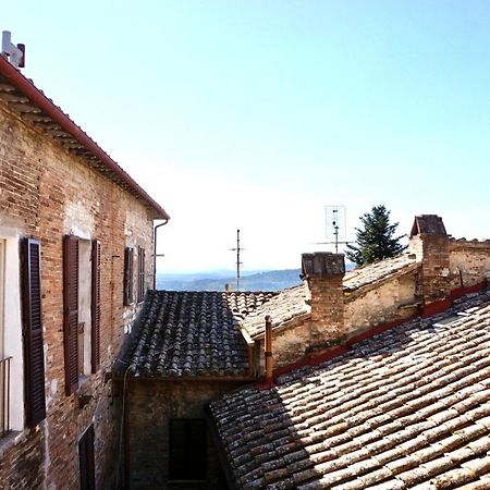 La Tana Del Priore Perugia Luaran gambar