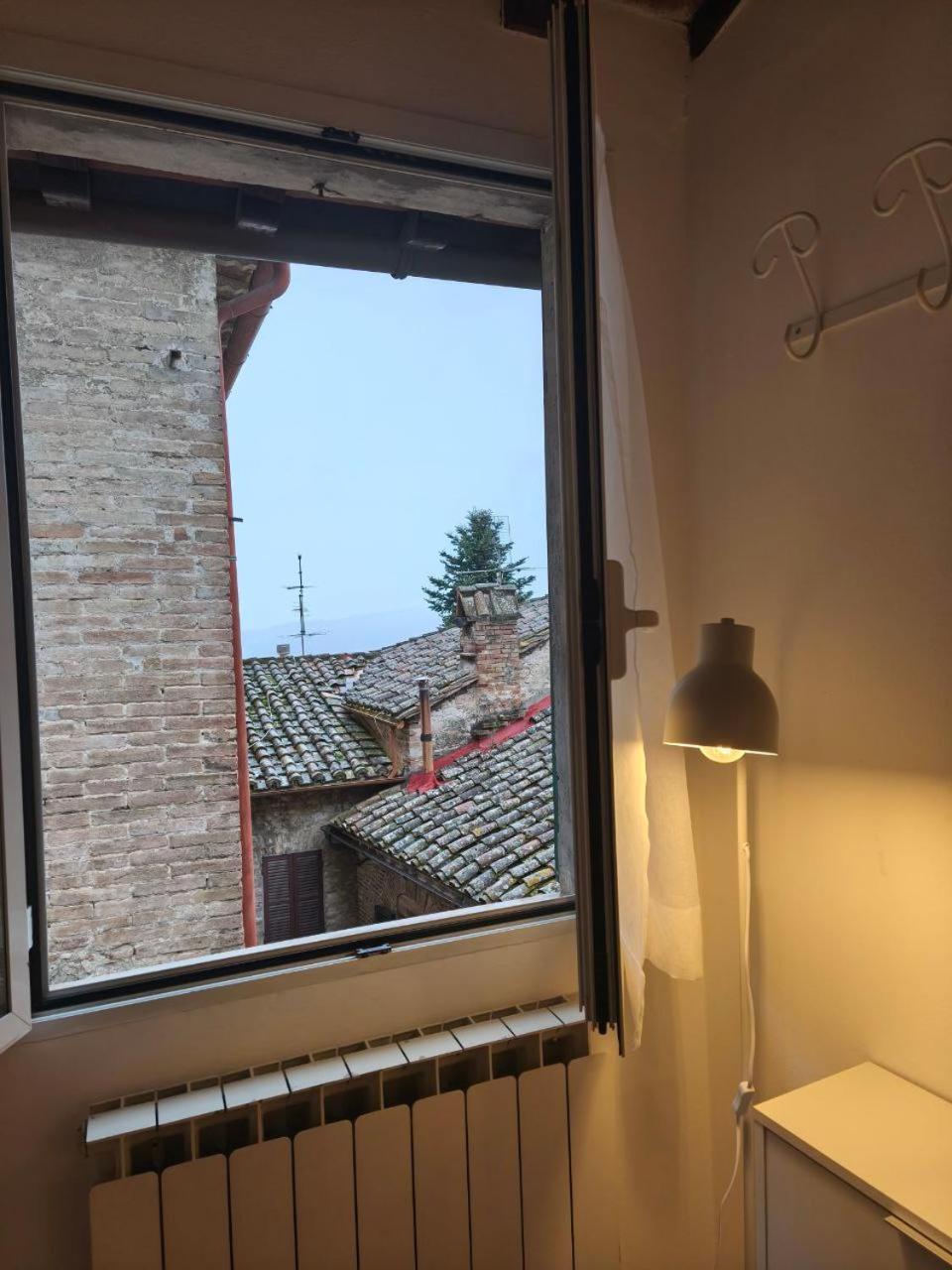 La Tana Del Priore Perugia Luaran gambar