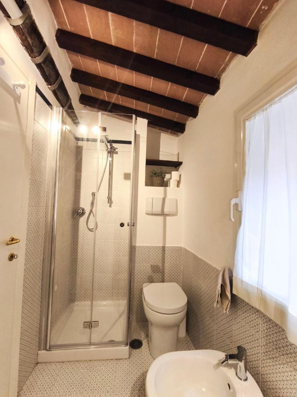La Tana Del Priore Perugia Luaran gambar
